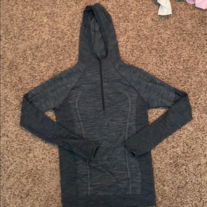 Lulu lemon swiftly tech hooded pullover. Size 10